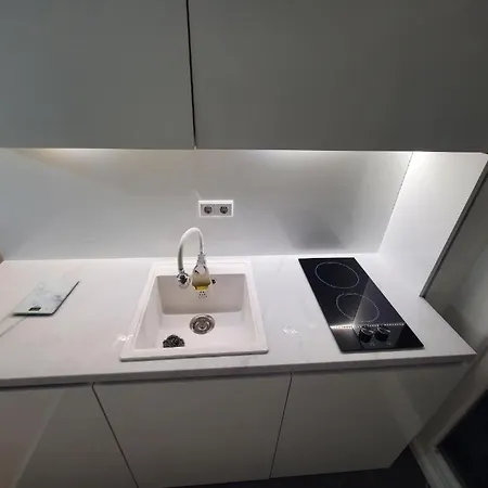 Sleep And Drive Loft Apartment